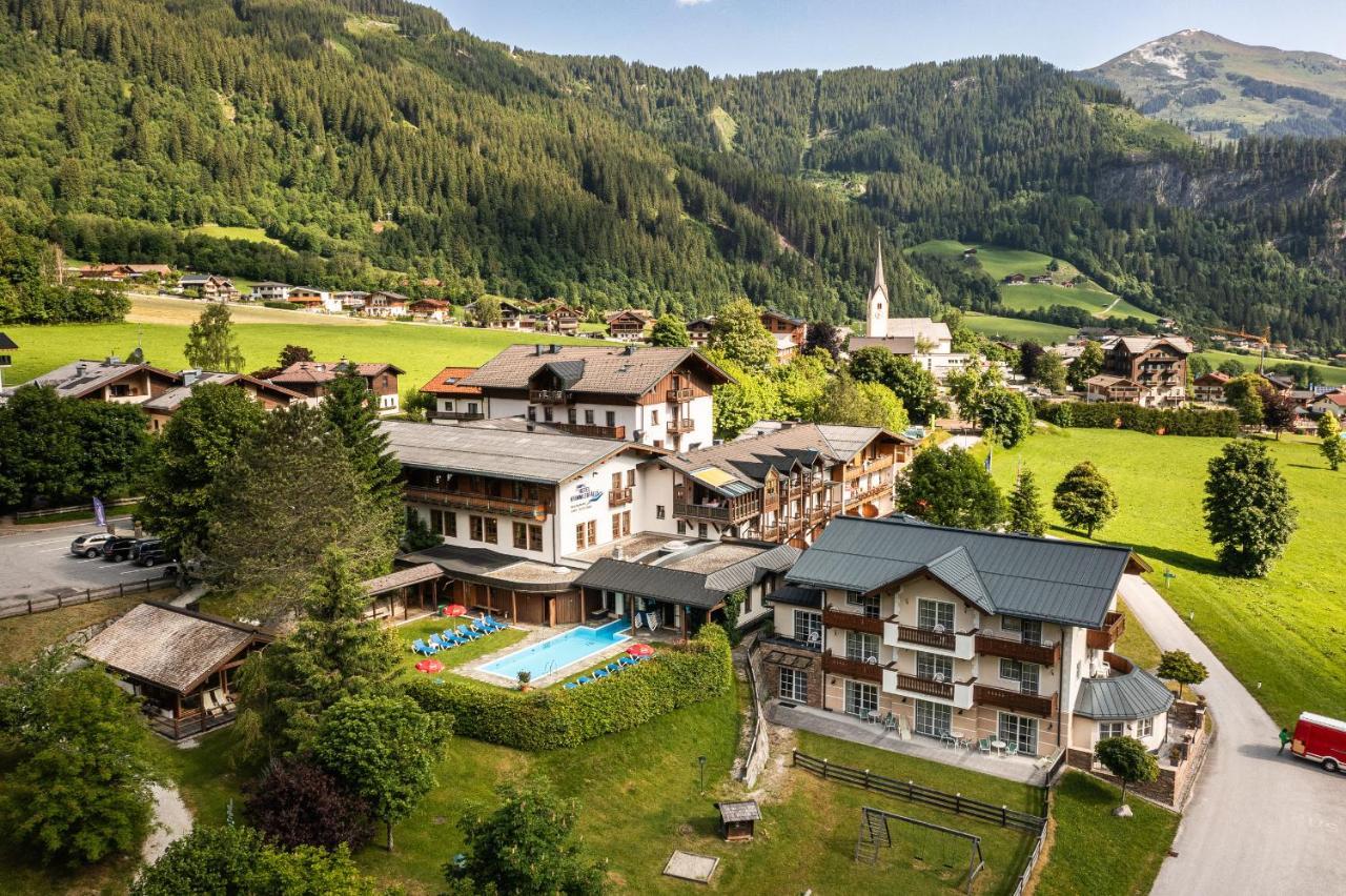Hotel Krimmlerfaelle ภายนอก รูปภาพ
