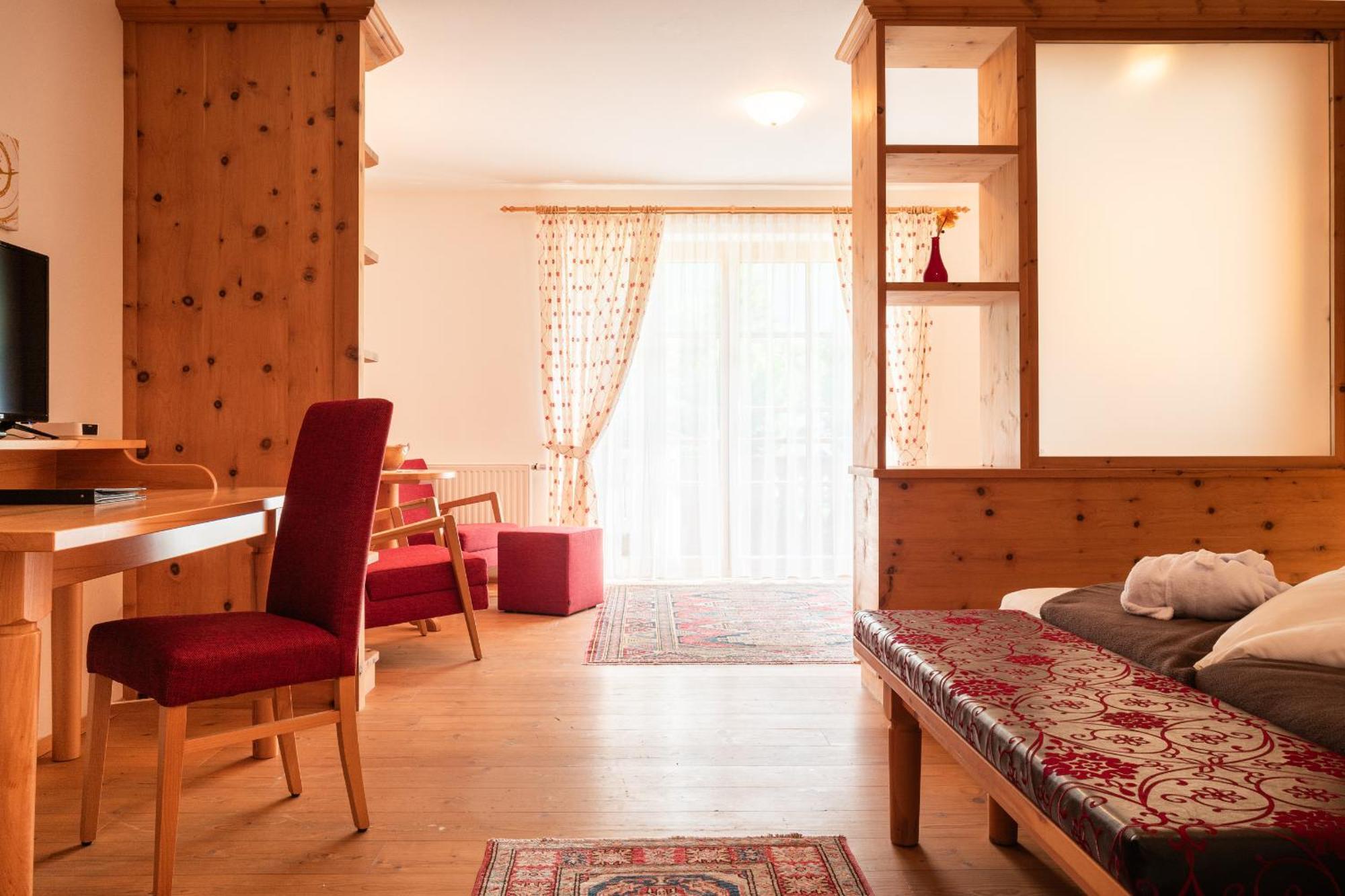 Hotel Krimmlerfaelle ภายนอก รูปภาพ
