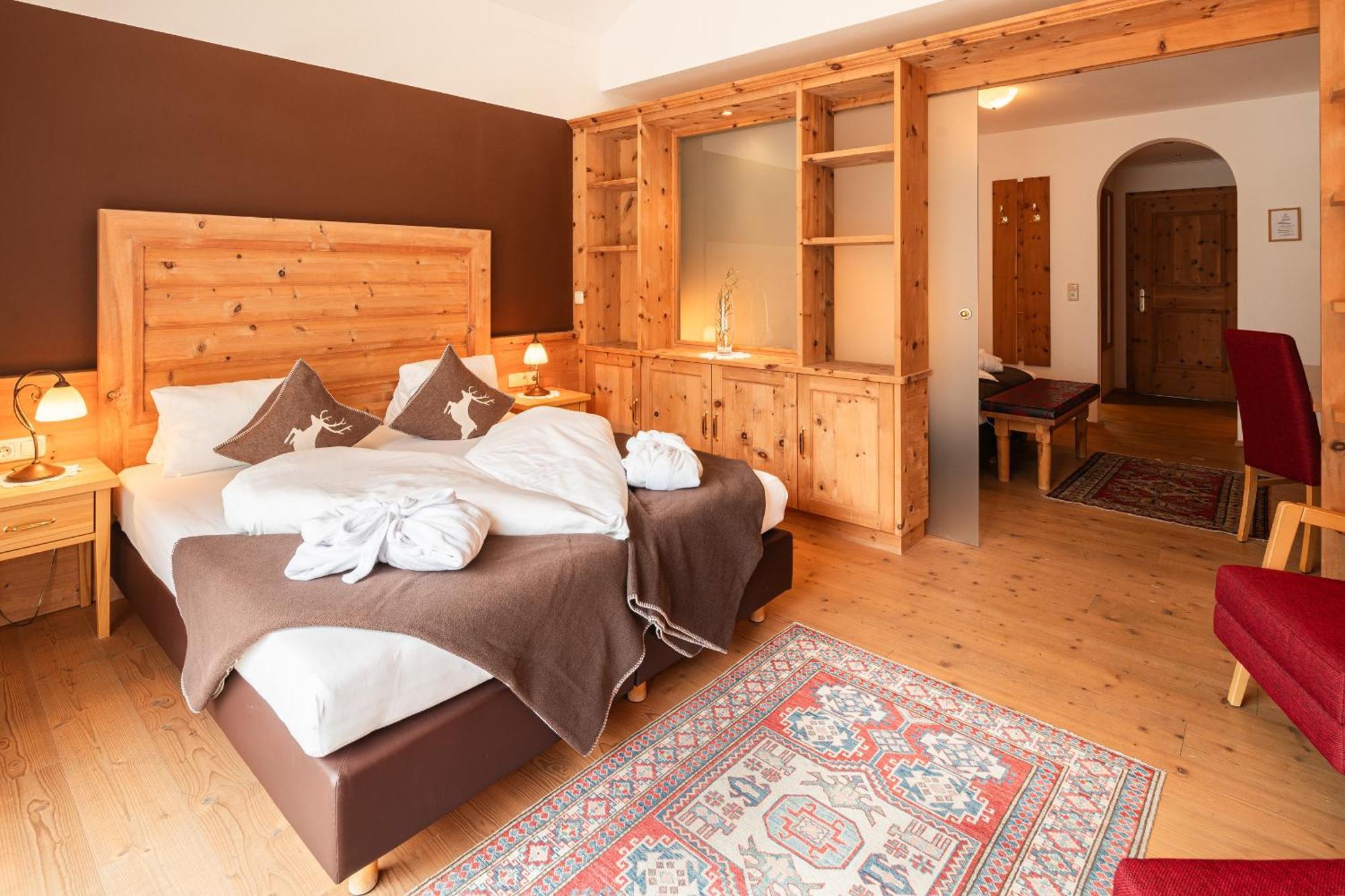 Hotel Krimmlerfaelle ภายนอก รูปภาพ