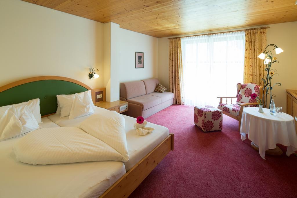 Hotel Krimmlerfaelle ภายนอก รูปภาพ