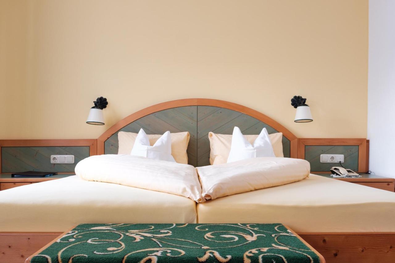 Hotel Krimmlerfaelle ภายนอก รูปภาพ