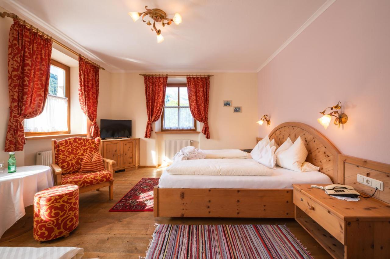 Hotel Krimmlerfaelle ภายนอก รูปภาพ