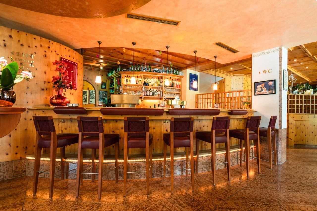 Hotel Krimmlerfaelle ภายนอก รูปภาพ