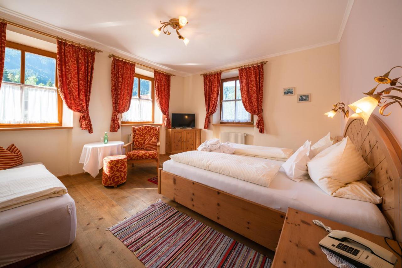 Hotel Krimmlerfaelle ภายนอก รูปภาพ